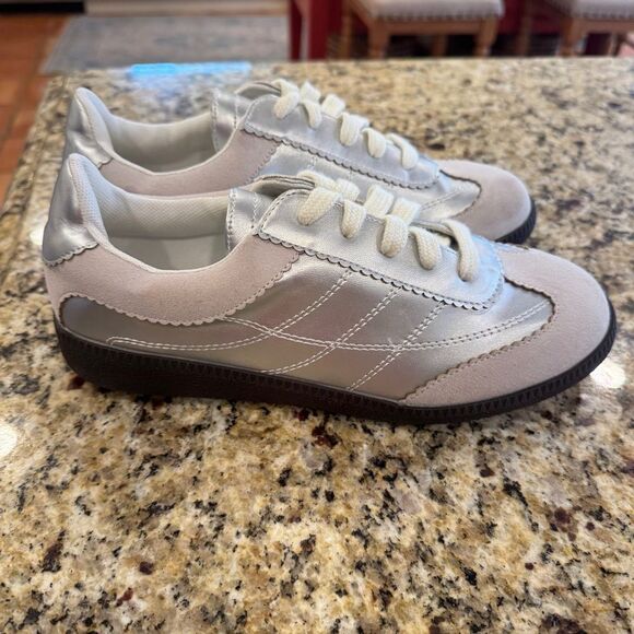 Super cute Casual silver and white sneakers similar to Adidas Sambas- brand new! - Picture 2 of 7